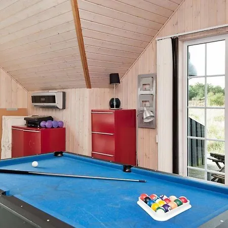 Vesterhavsbad Sleeps 18 Pool Wifi Сasa de vacaciones